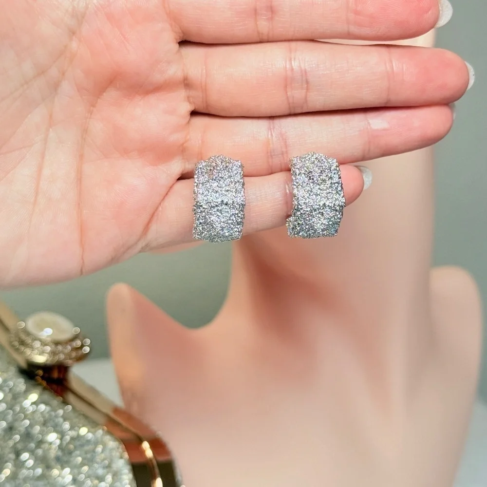 ⚜️ Trendy Silver Stud Earrings